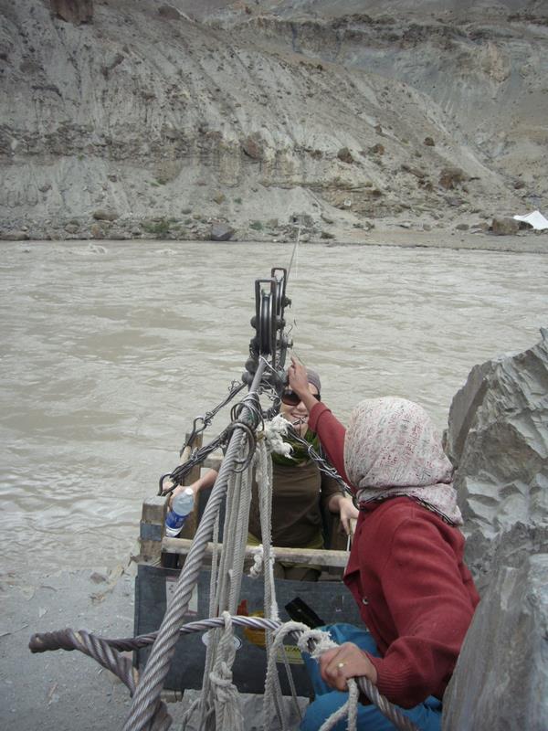Travel - India - Ladakh - Hemes National Park - The Bridge